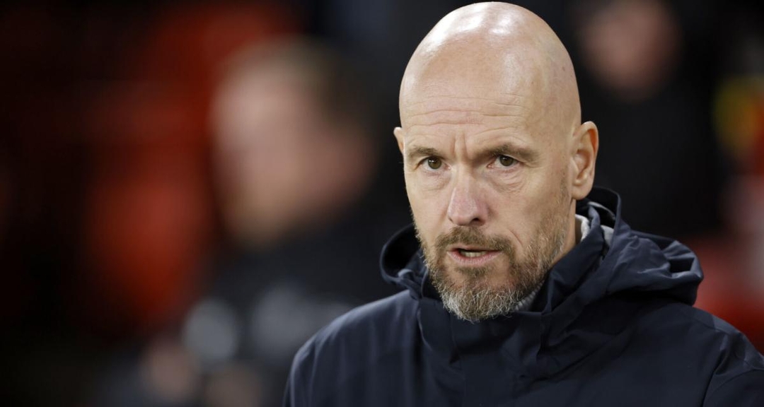 Manchester United Erik ten Hag fou furieux contre l arbitrage après