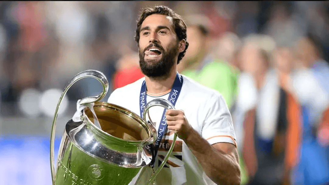 Arbeloa’s Return to the Champions League Reopens an Old Chapter With Piqué