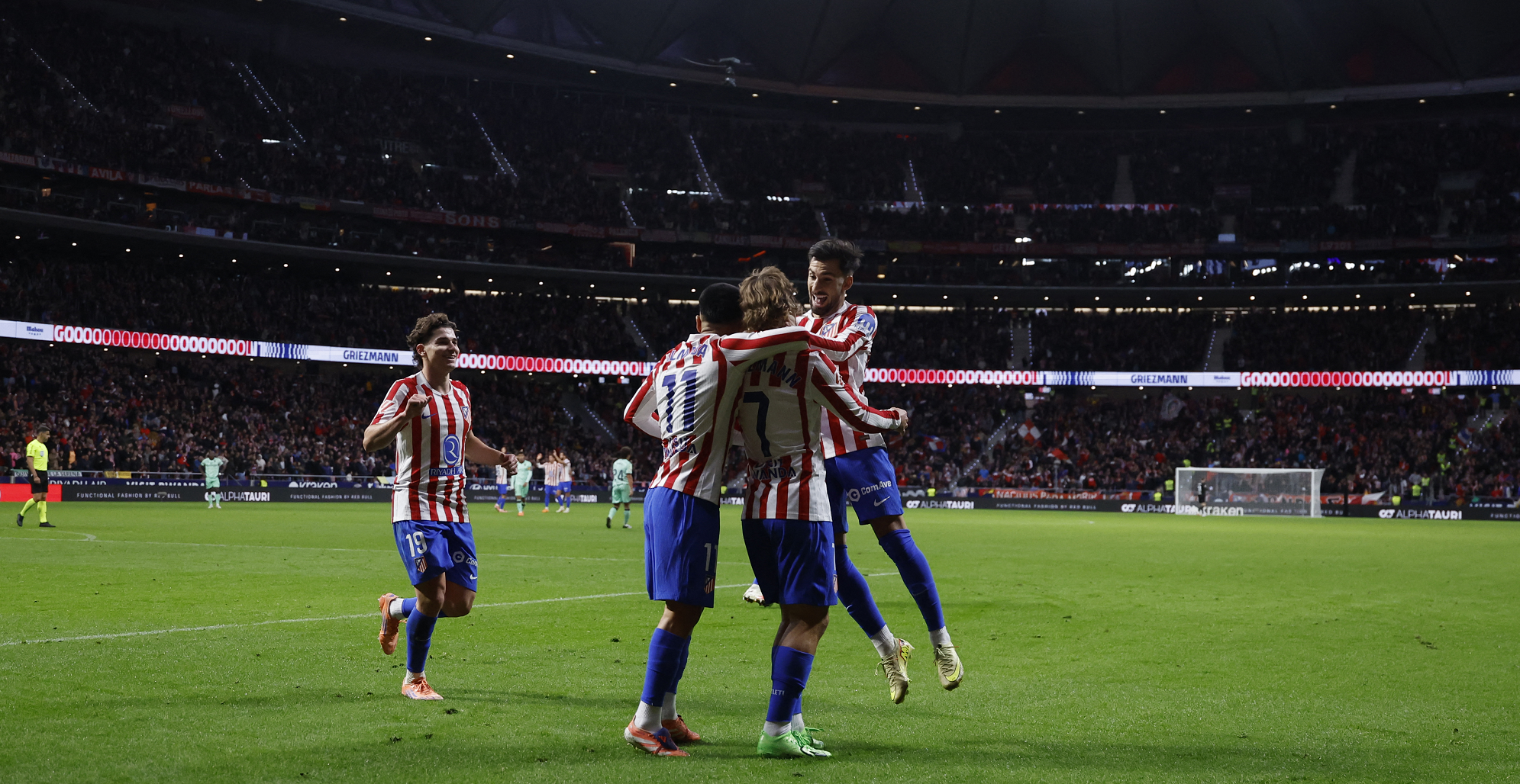 أبولو سبورتس ستصبح المساهم الأكبر في أتليتيكو