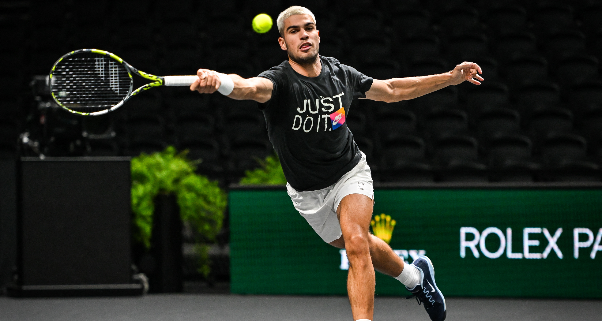 ألكاراز يؤكد استعداده للمشاركة في بطولة باريس