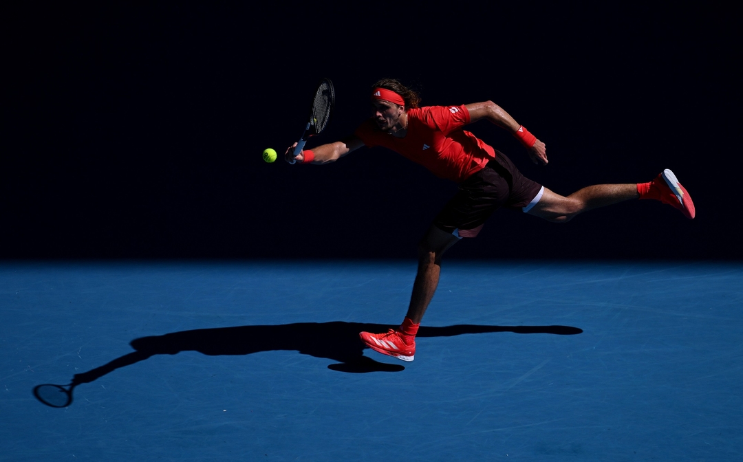 Zverev beats Tommy Paul to reach Australian Open s