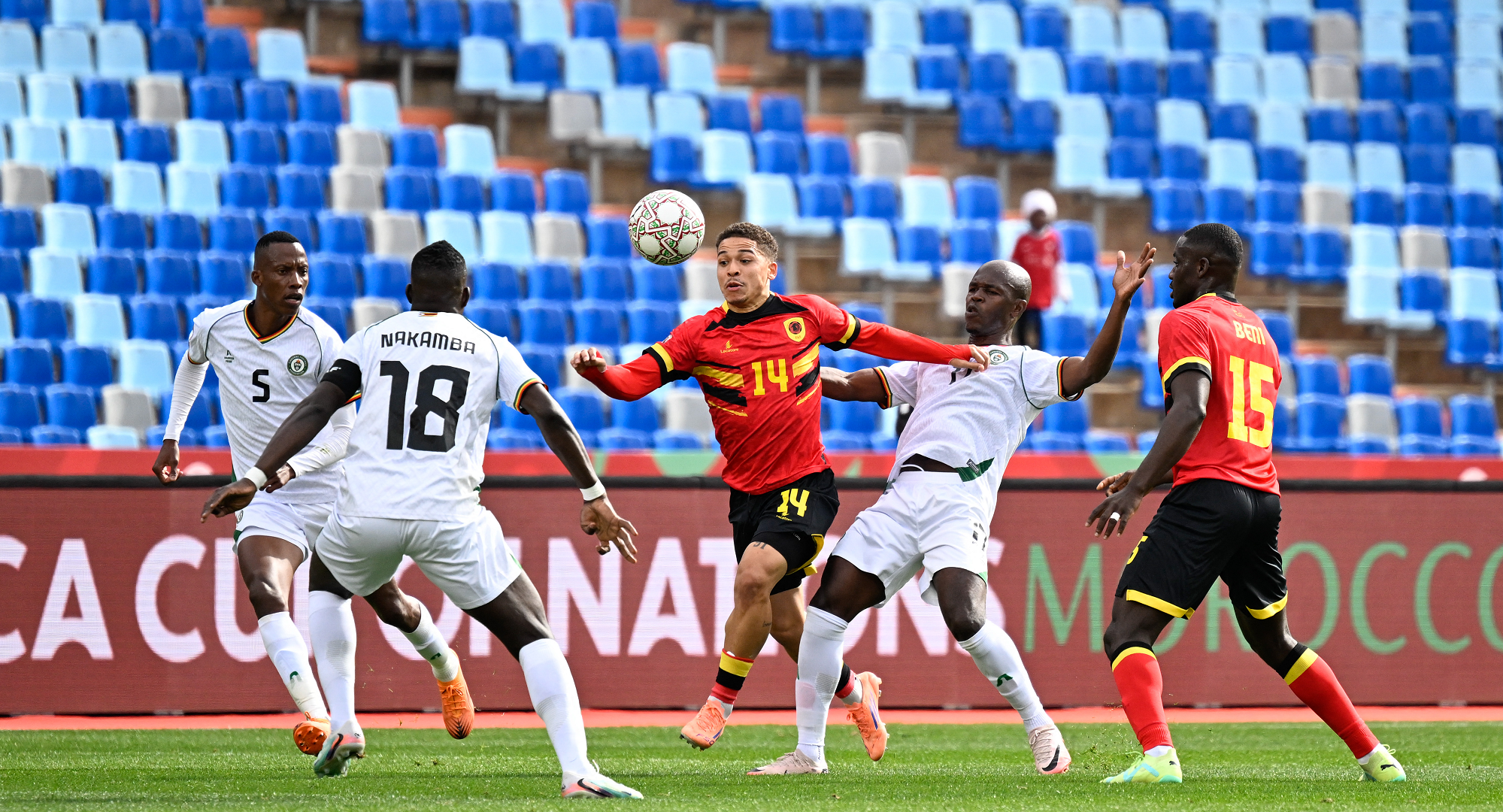 أنجولا وزيمبابوي