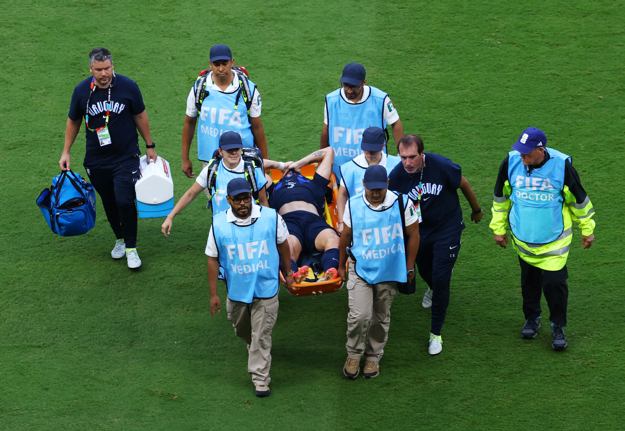 أوغارتي لاعب مانشستر يونايتد يخضع لجراحة ناجحة