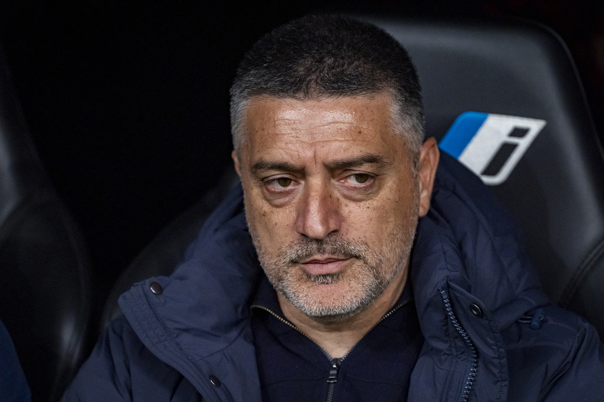 إشبيلية يقيل مدربه بيمينتا بسبب سوء النتائج