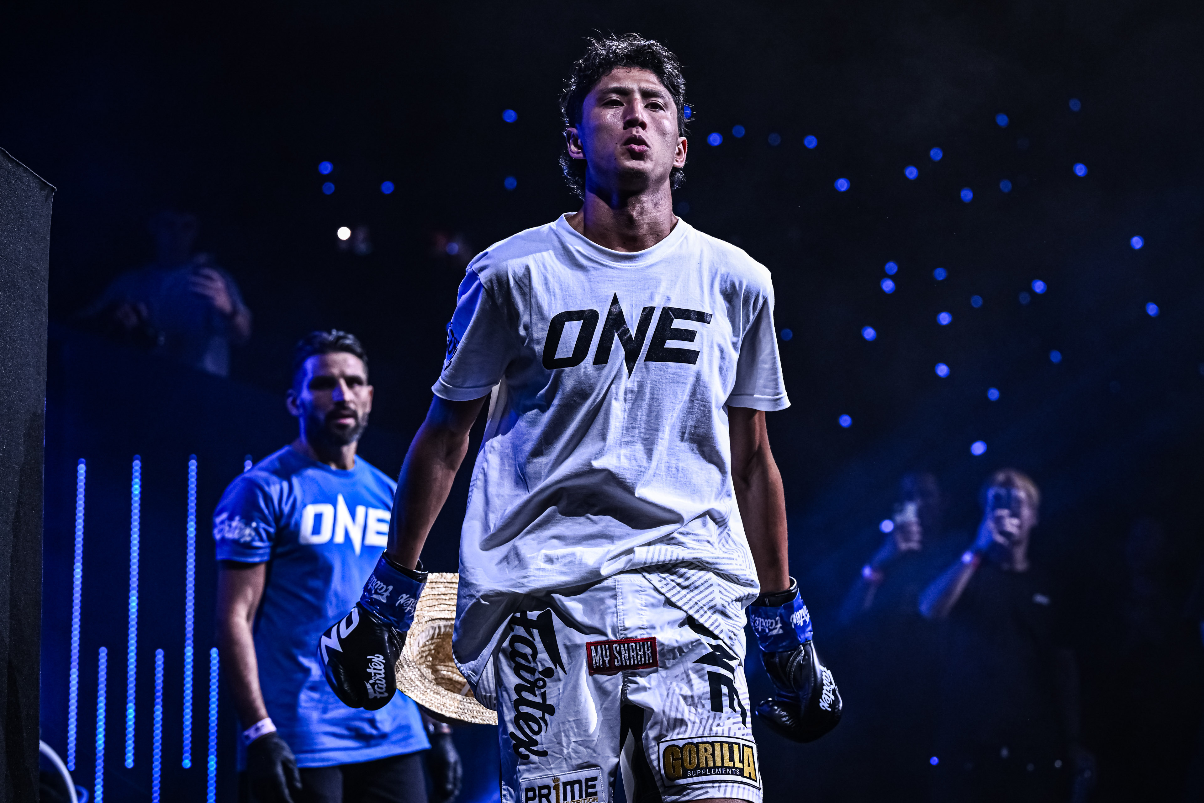 البطل نبيل عنان يواجه هيرومي واجيما