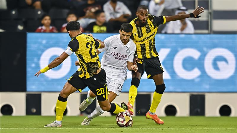 السد يعلن إصابة الجزائري يوسف عطال