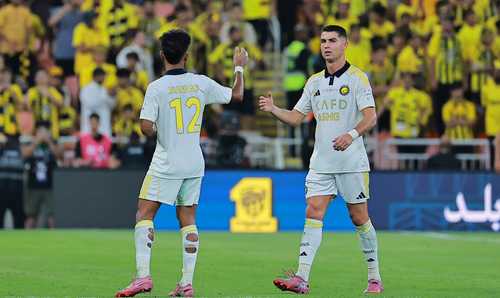 النصر يحسم مواجهة القمة أمام الاتحاد