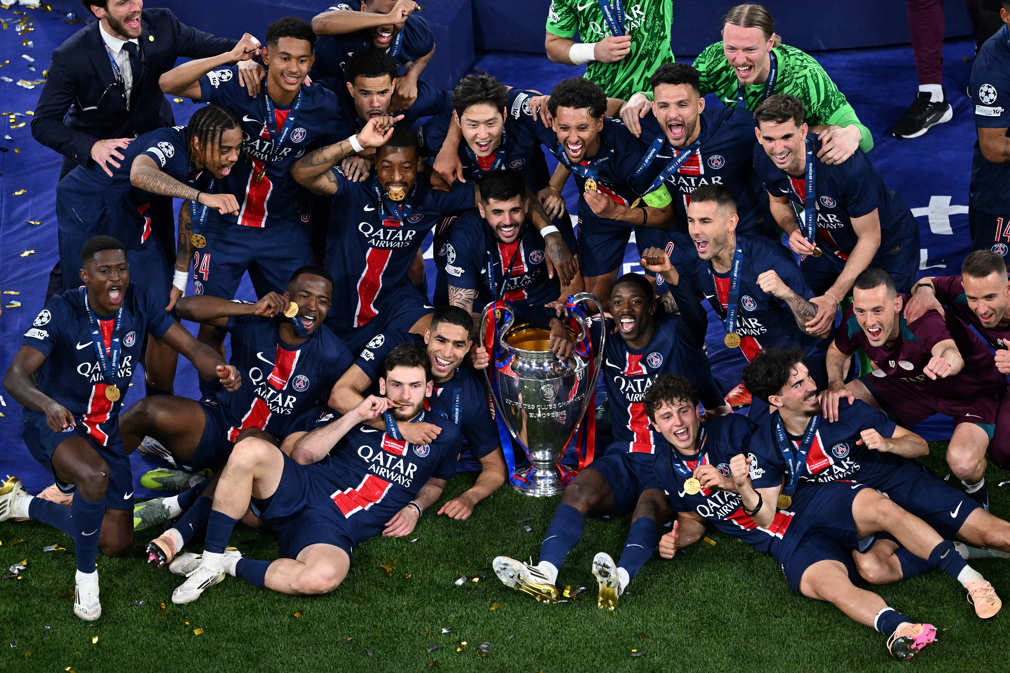 شاهد مراسم تتويج باريس سان جيرمان بلقب دوري الأبطال | beIN SPORTS