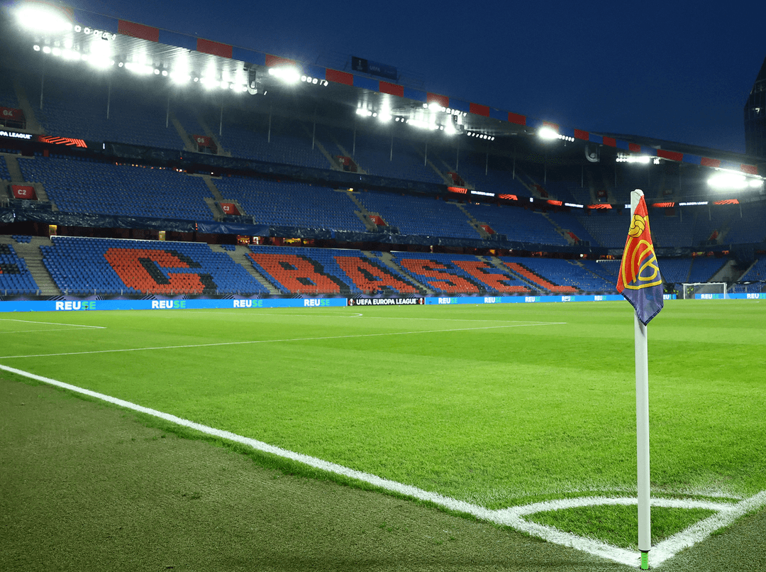 حريق يتسبب في تأجيل مباراة بالدوري السويسري