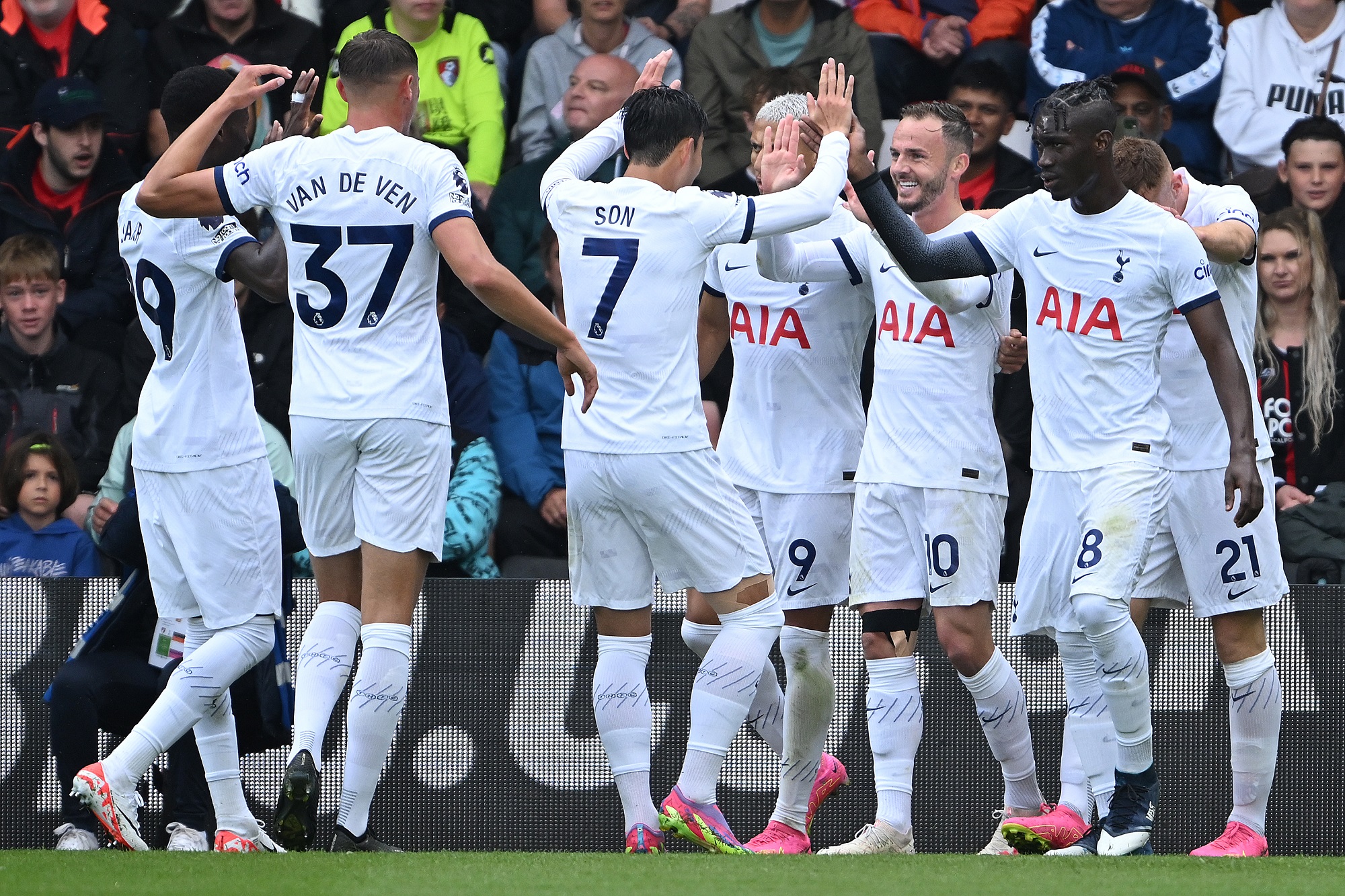 Highlights: Tottenham Hotspur v Arsenal 16-12-2023