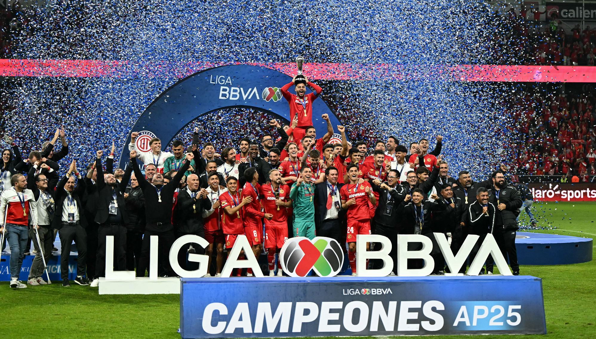 تولوكا يحتفظ بلقبه بطلاً للدوري المكسيكي