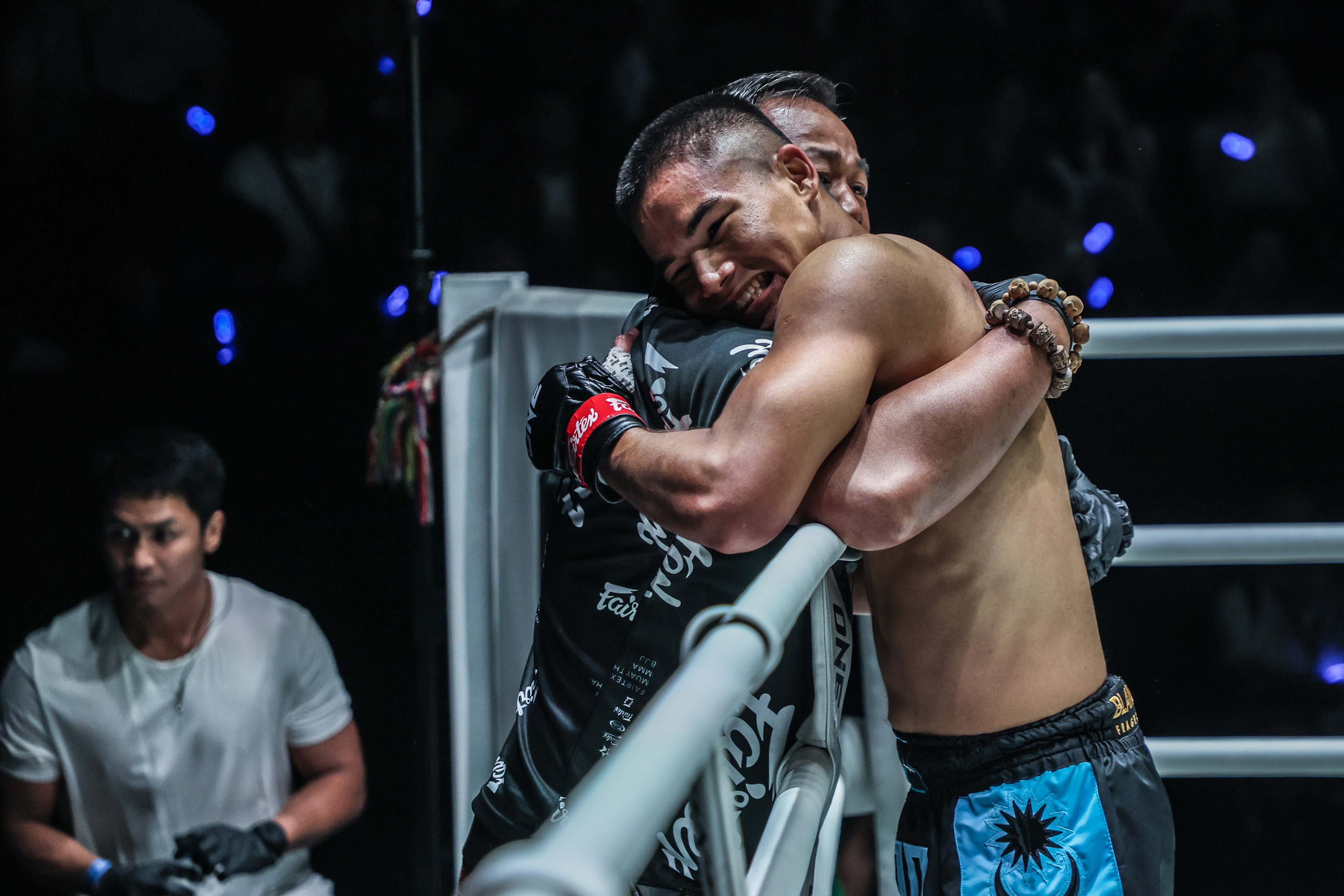 جوهان غزالي يواجه يي يينت