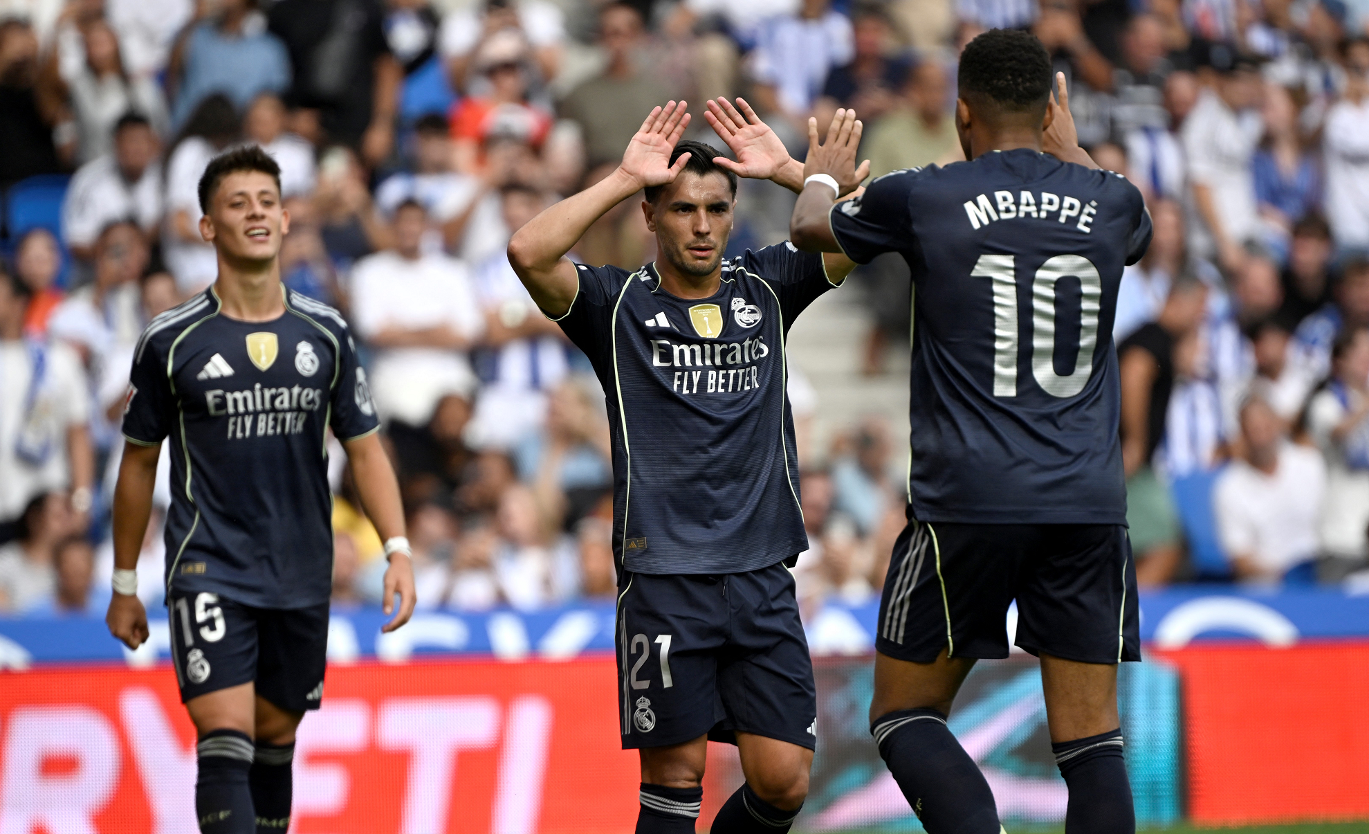 ريال مدريد يقتنص فوزاً ثميناً من ريال سوسييداد