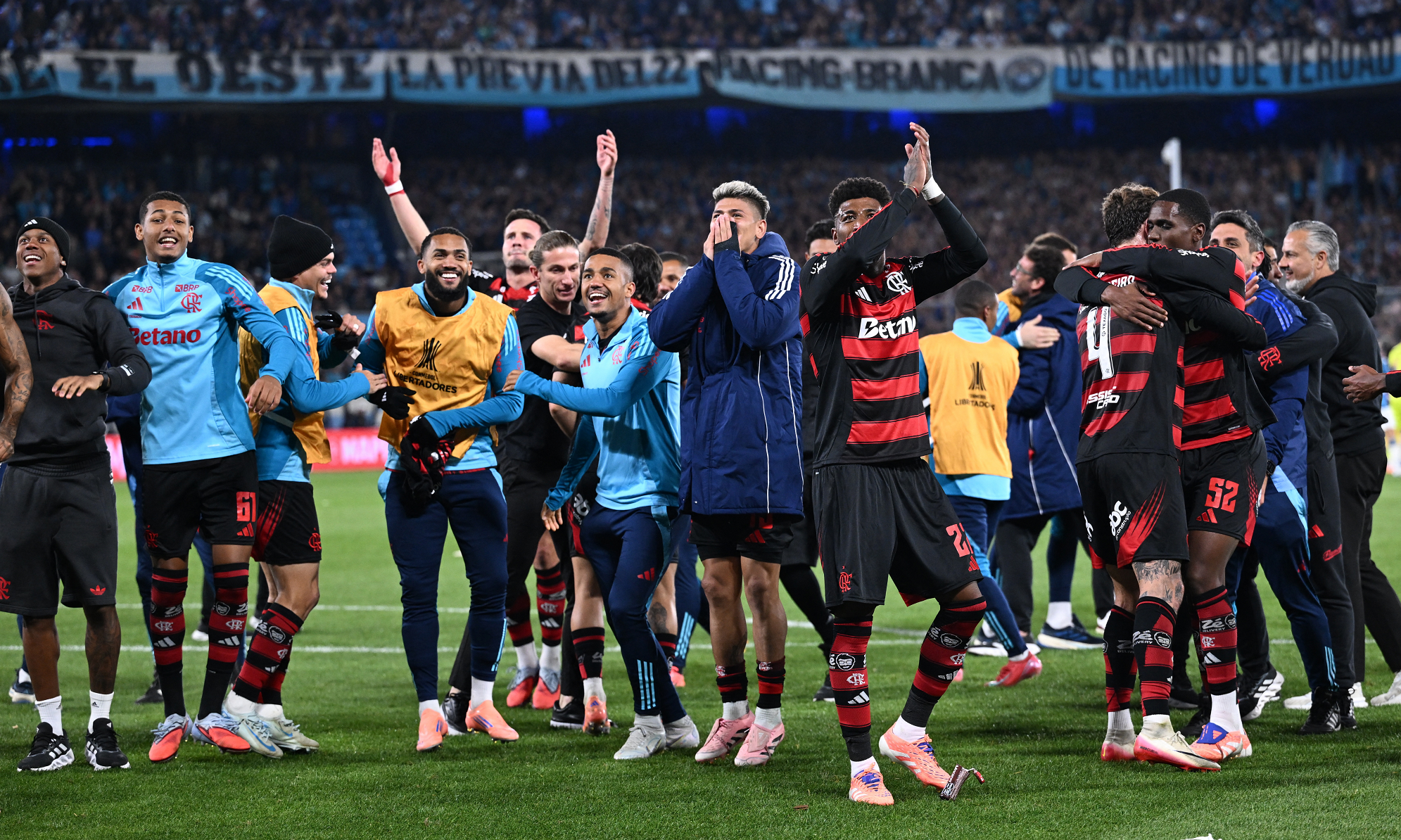 فلامنيغو يصعد إلى نهائي بطولة كوبا ليبرتادوريس