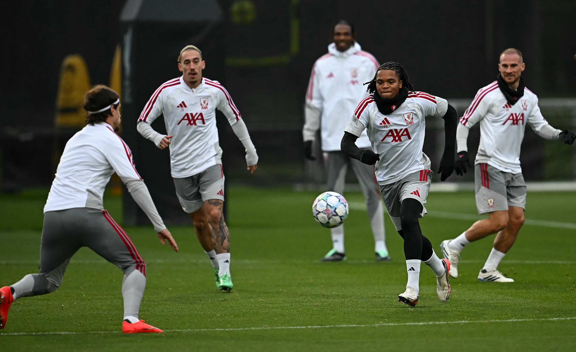 ليفربول يستعد لاستضافة فياريال ضمن مرحلة الدوري