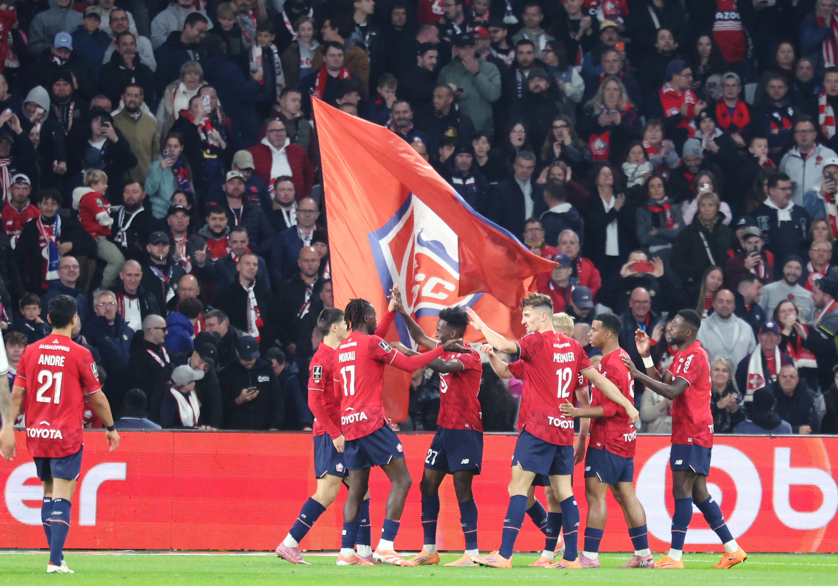 ليل يحقق فوزاً عريضاً على ضيفه ميتز