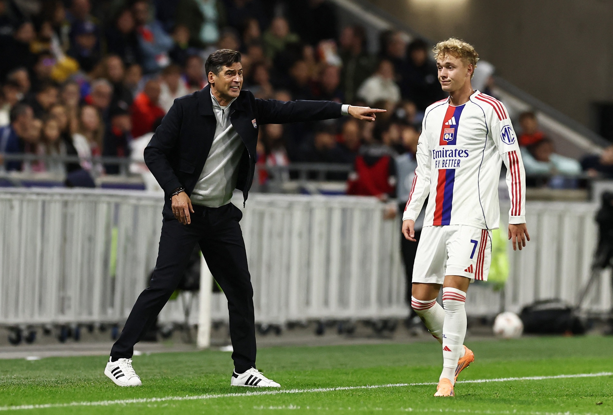 ليون يحلّ ضيفاً ثقيلاً على يانغ بويز