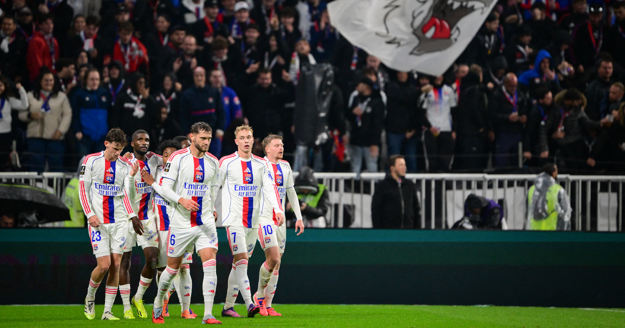 ليون يهزم ستراسبورغ ويرتقي للمركز الرابع