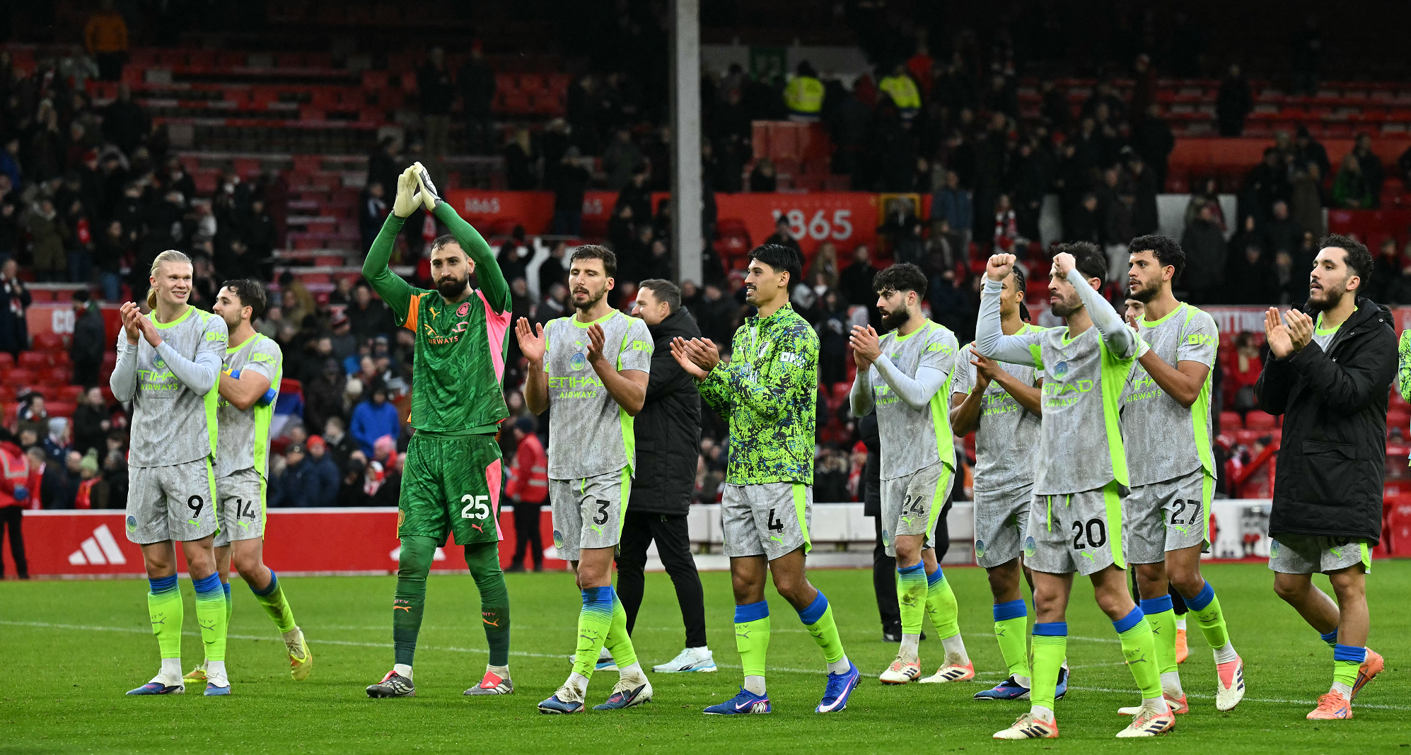 مانشستر سيتي يقتنص فوزاً ثميناً من نوتينغهام