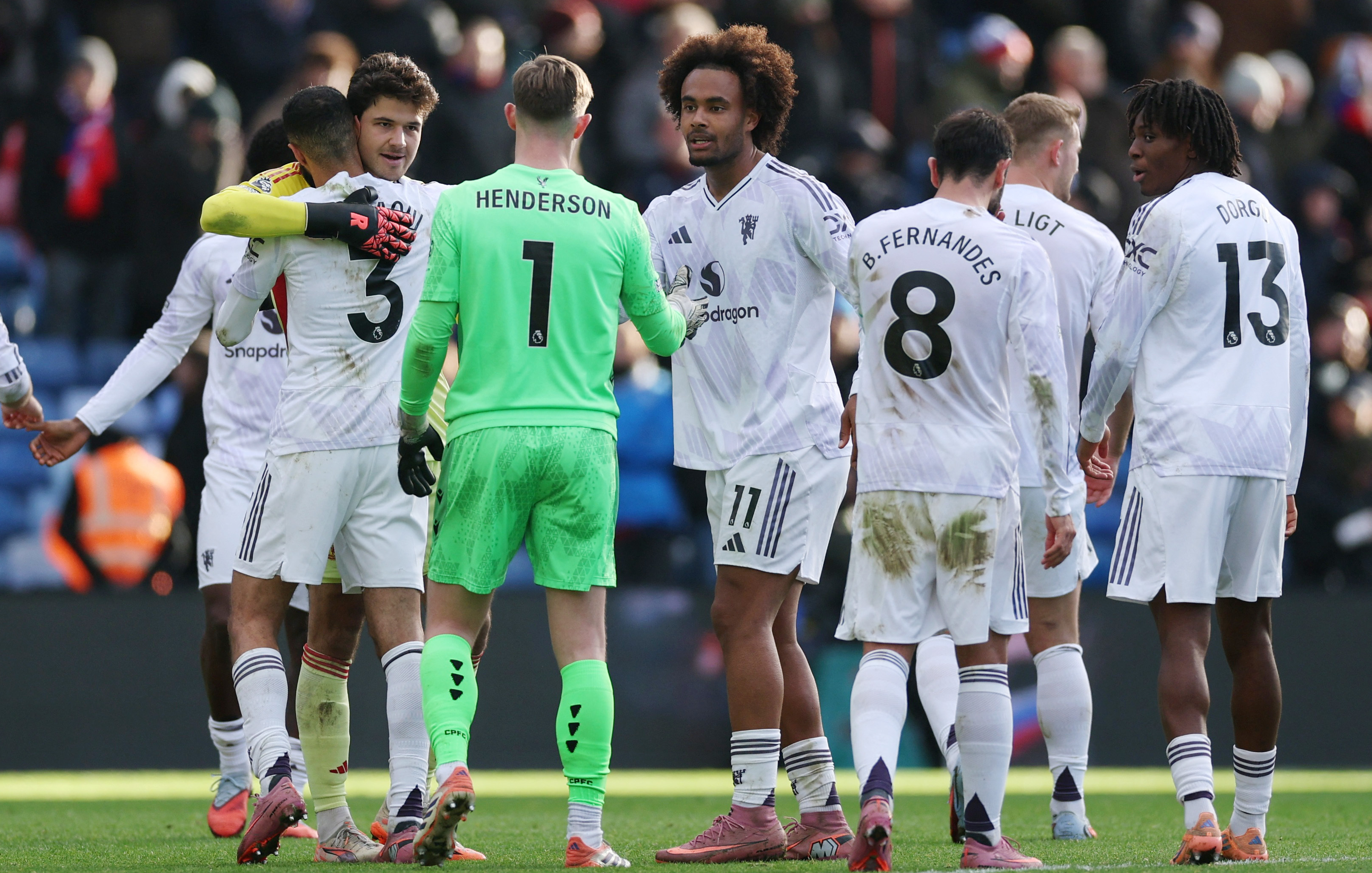 مانشستر يونايتد يتفوق على مستضيفه كريستال بالاس