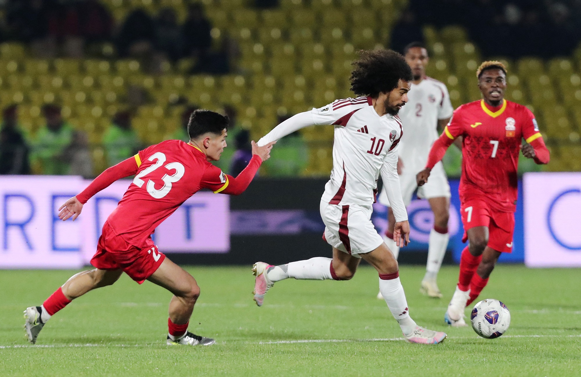 منتخب قيرغيزستان يتغلّب على نظيره منتخب قطر