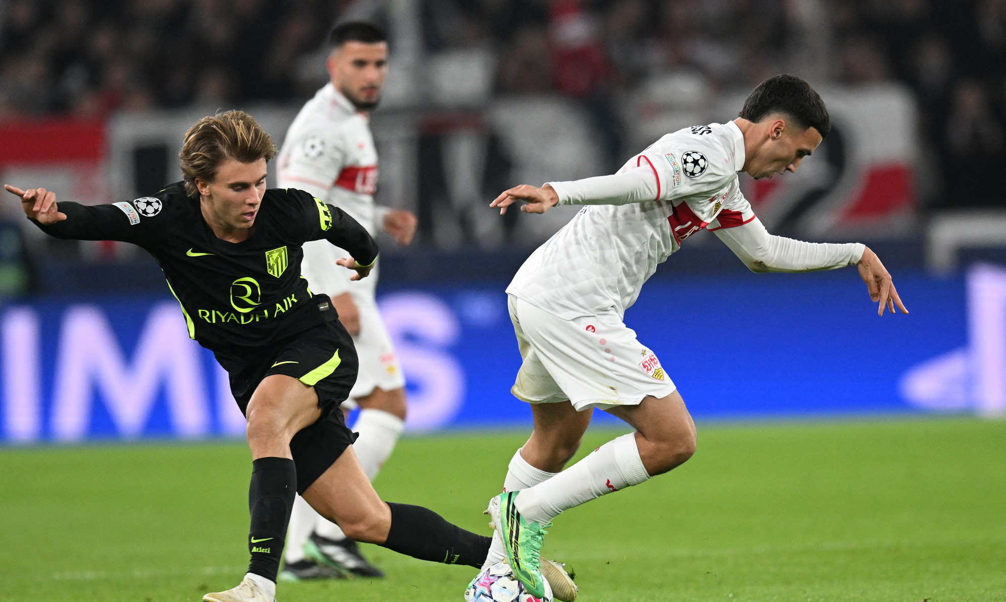 مواجهة شتوتغارت وأتليتيكو مدريد تنتهي بالتعادل