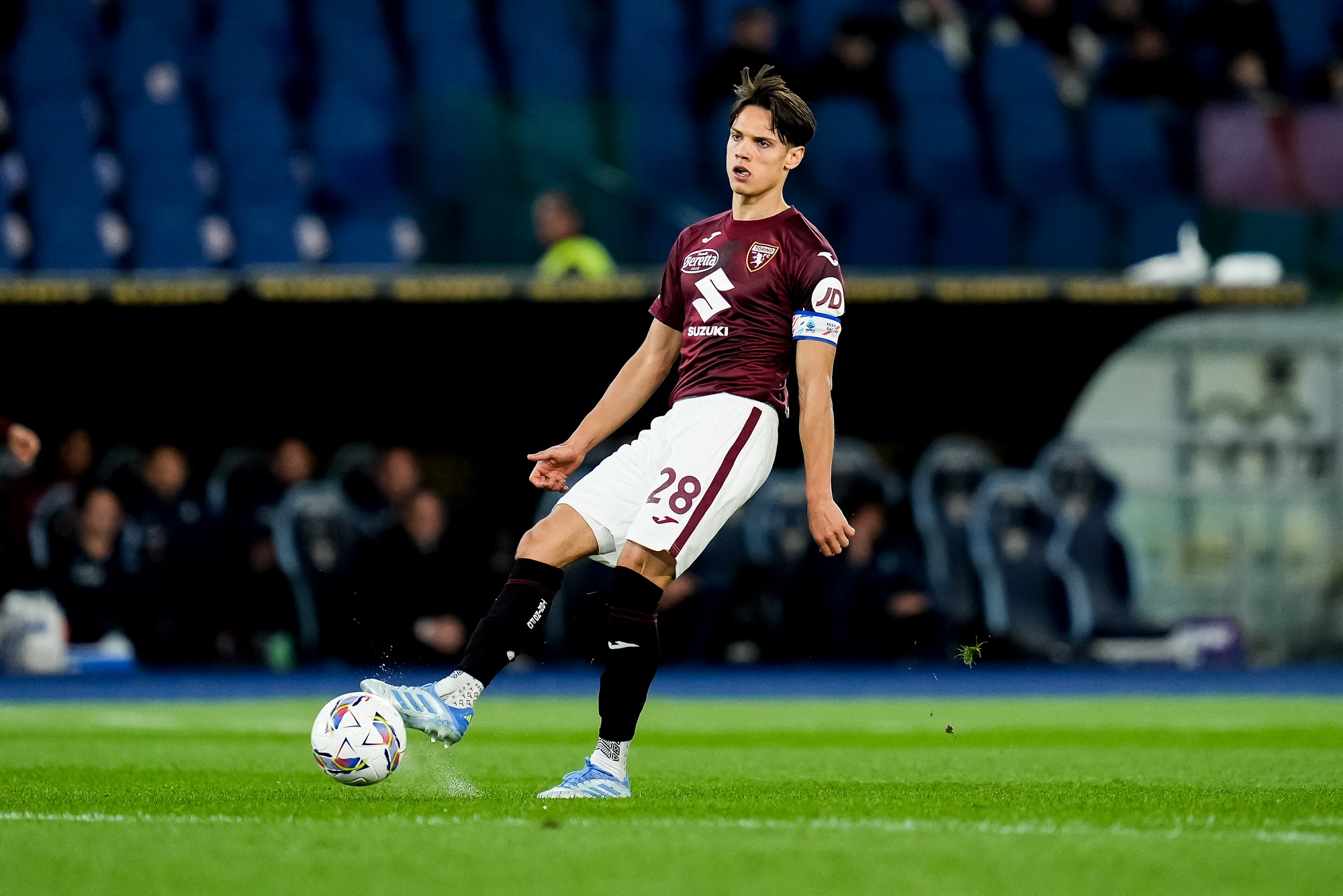 ميلان يعزّز صفوفه بلاعب الوسط ريتشي