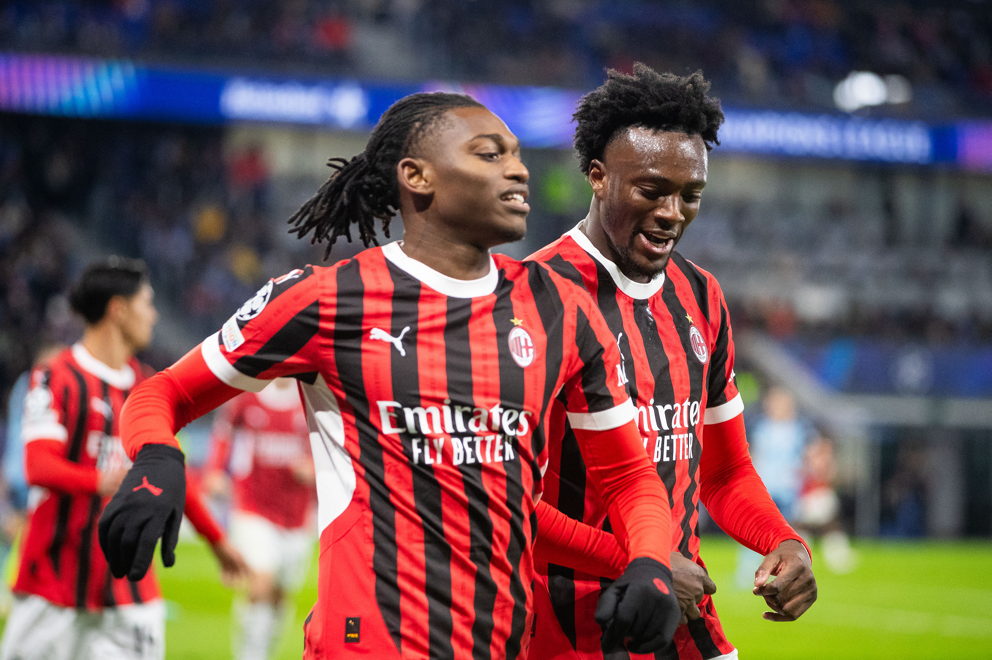 ميلان يعود بانتصار ثمين من أرض سلوفان براتيسلافا