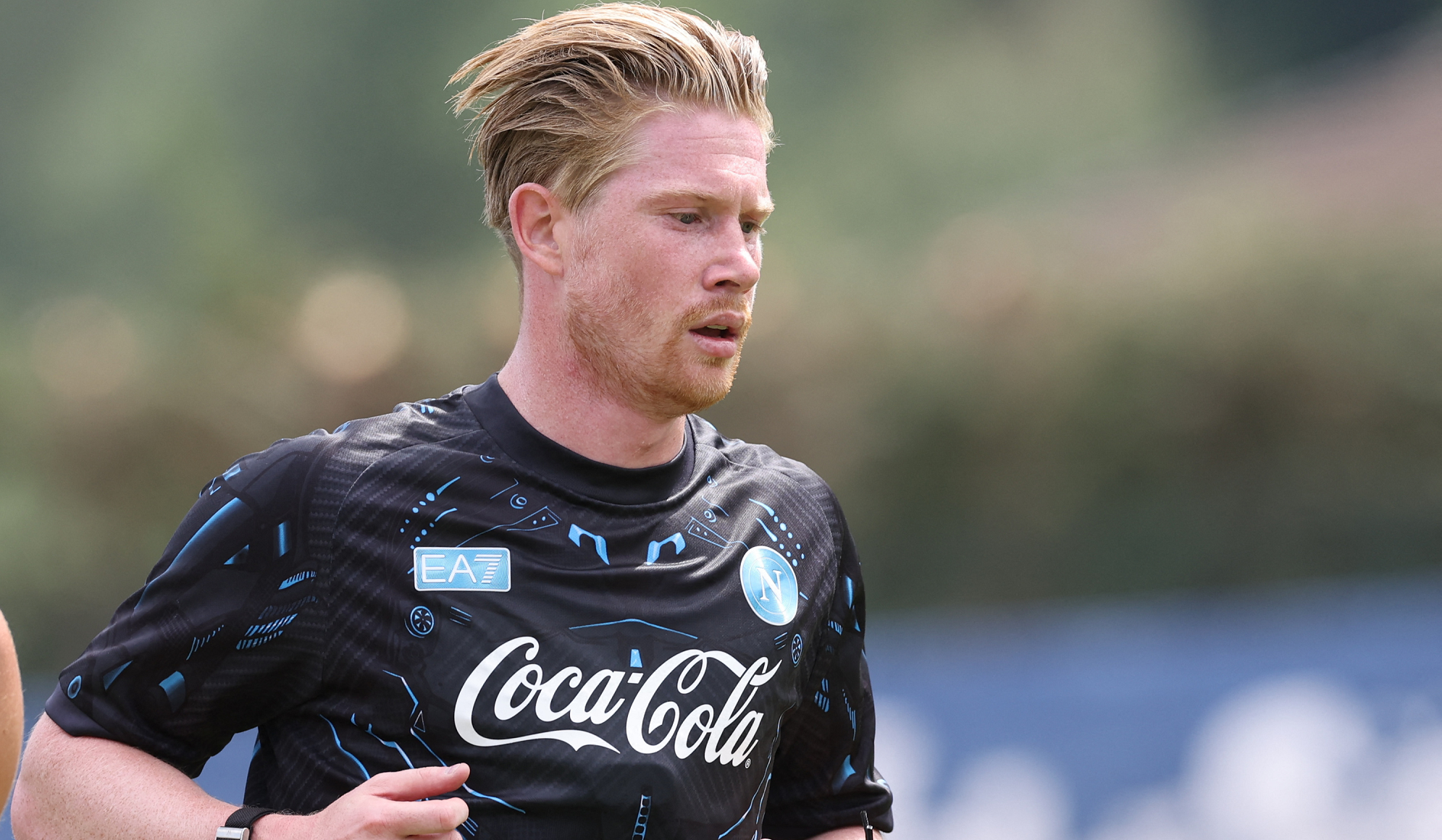 نابولي يقدم لاعبه الجديد كيفين دي بروين