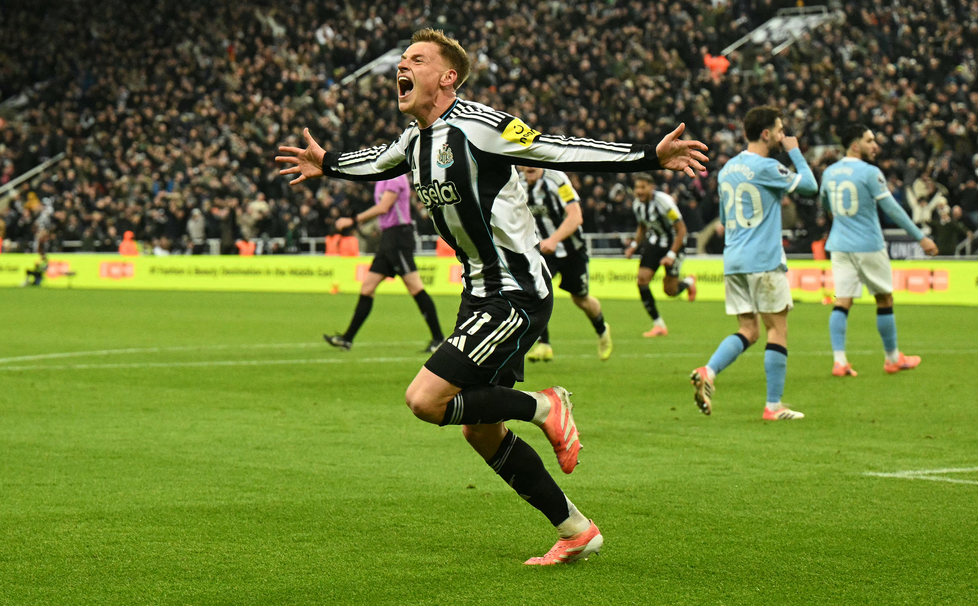 نيوكاسل يستعيد توازنه وينتصر على مانشستر سيتي