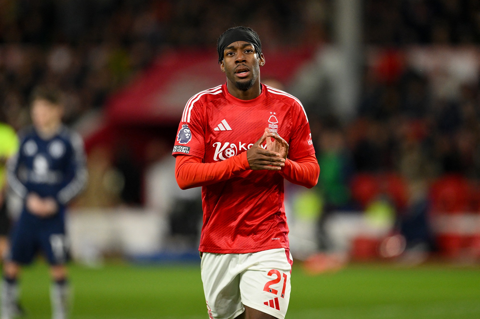 نيوكاسل يعلن ضمّ السويدي إيلانغا إلى صفوفه