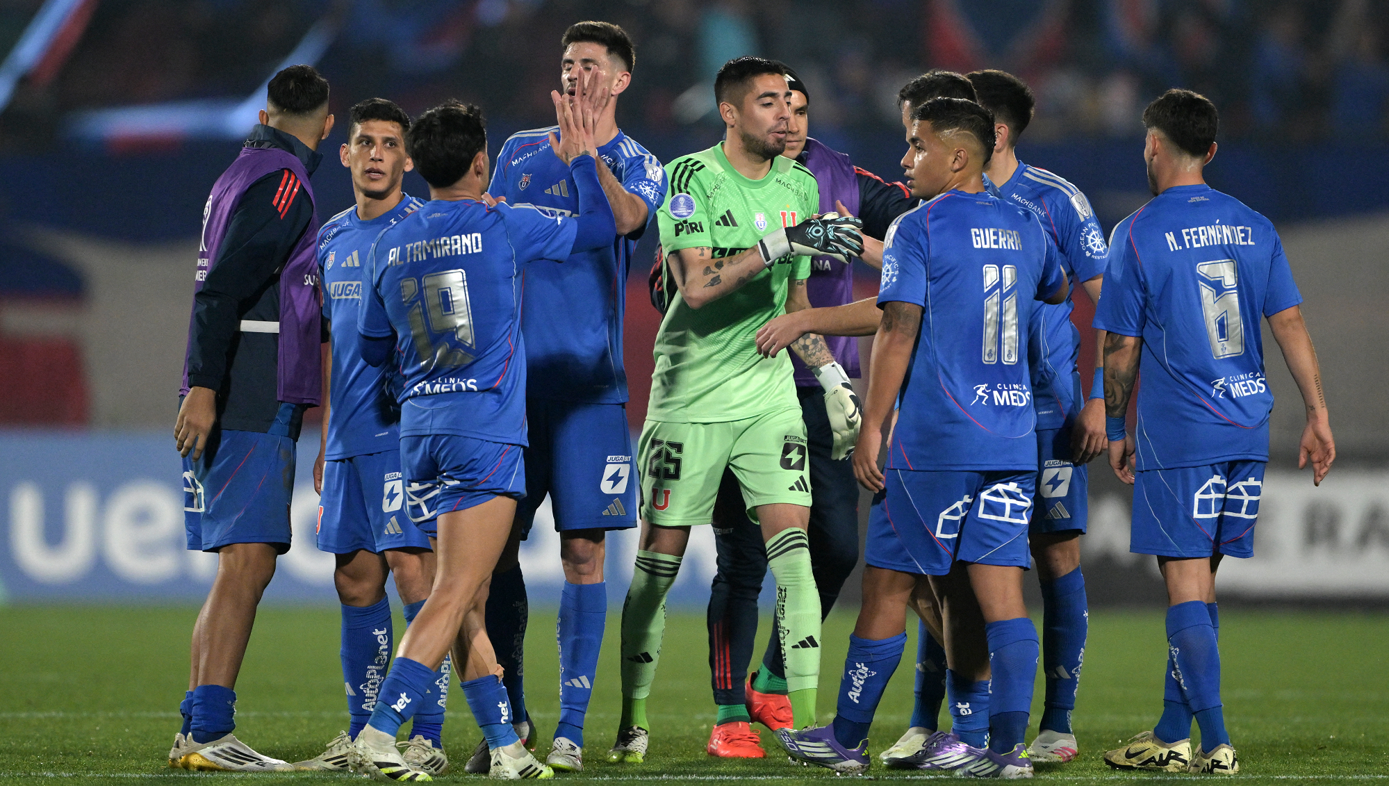 يونيفيرسيداد يقترب من ثمن نهائي كوبا سودأمريكانا