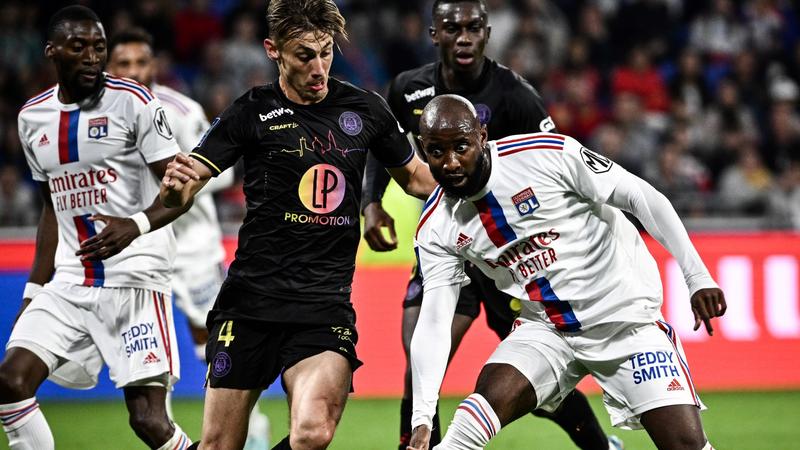 Lyon end losing streak with 1-1 draw against Toulouse