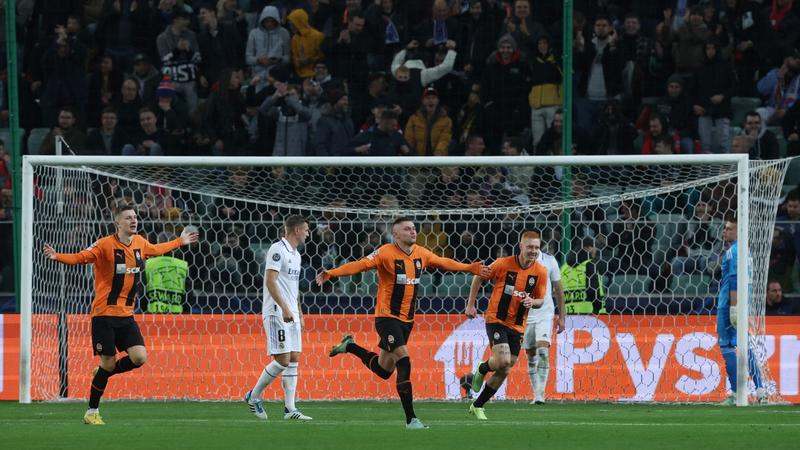 El Real Madrid empata y sella su clasificación a octavos