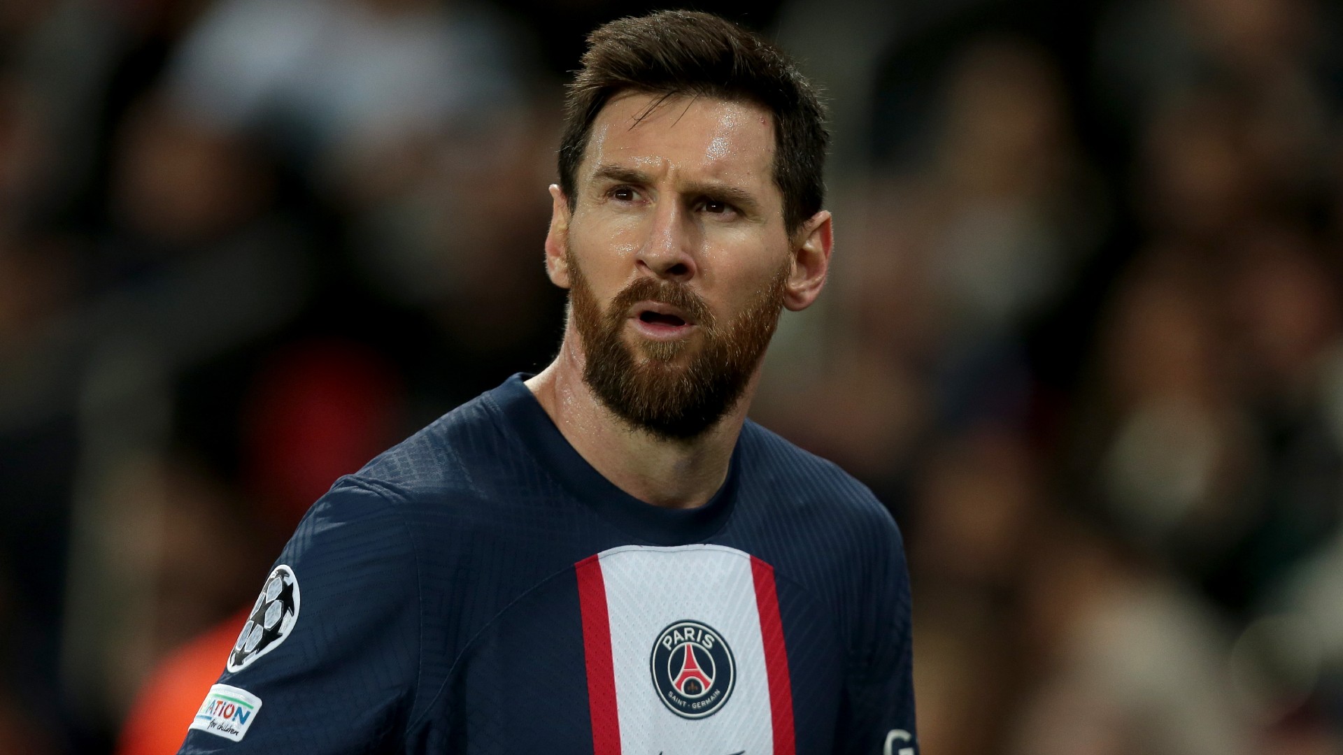 How much does Messi's PSG shirt cost?