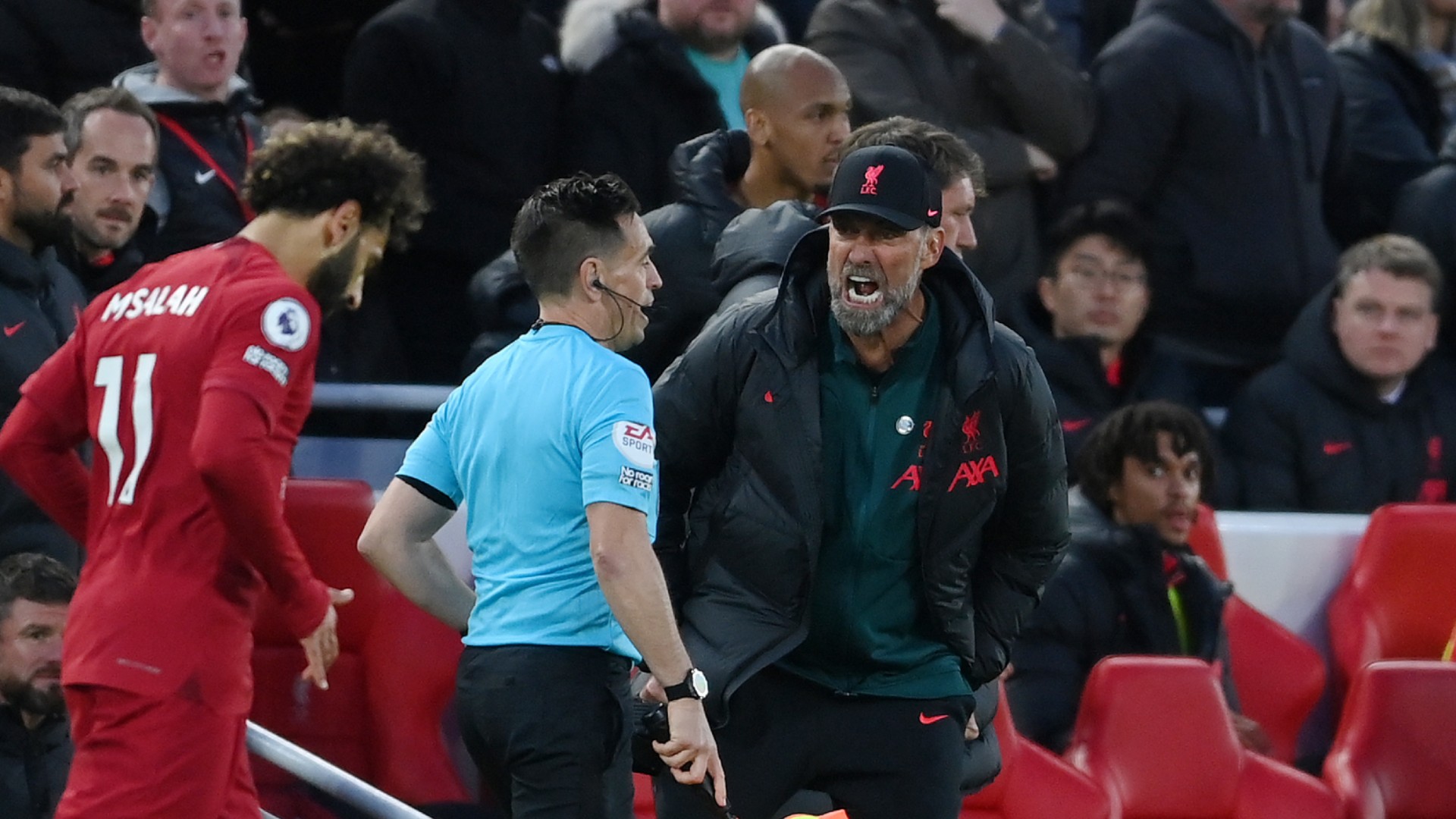 Liverpool's Klopp risks ban over feud with match referee –