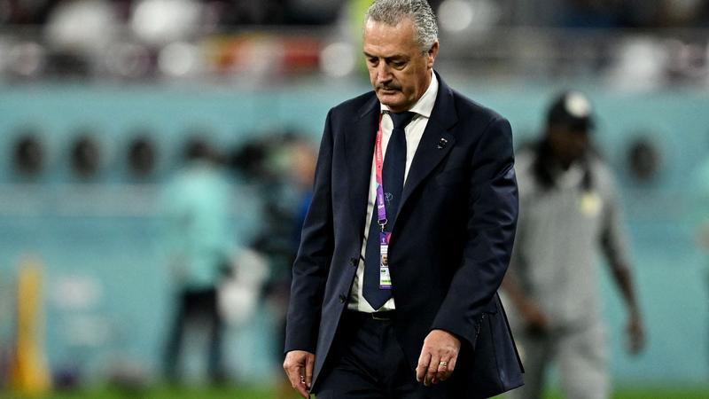 Gustavo Alfaro abandona la selección de Ecuador
