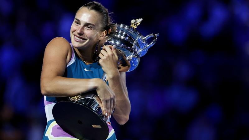 سابالينكا تتغلّب على ريباكينا وتتوّج بلقب بطولة أستراليا المفتوحة