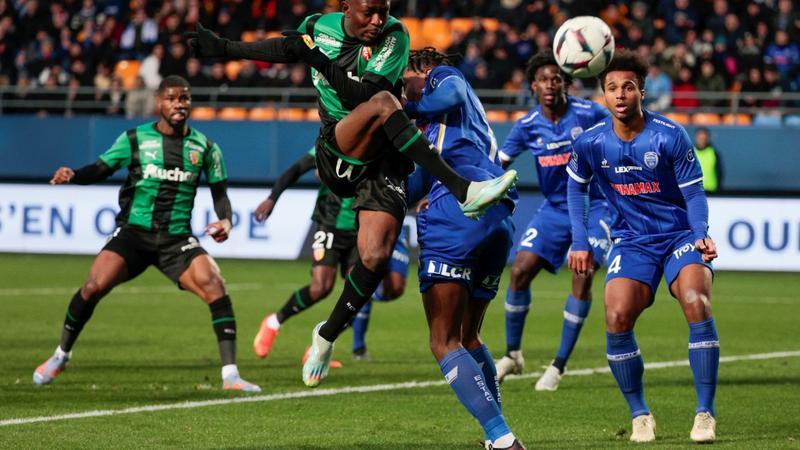 لونس يسقط في فخ التعادل أمام تروا