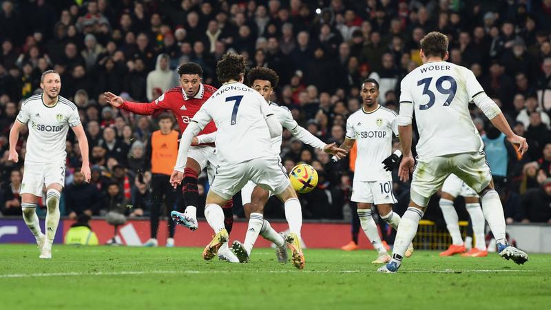 Manchester United empata 2-2 con Leeds