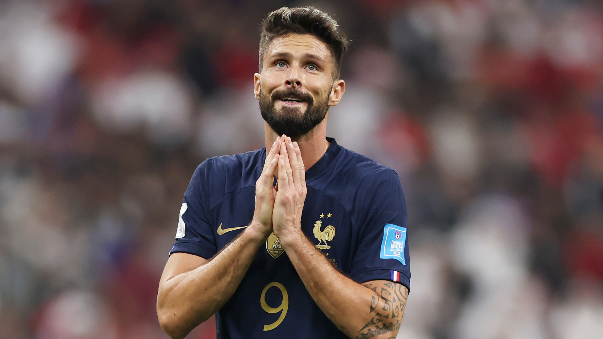 Record goalscorer Giroud ready to play on for France