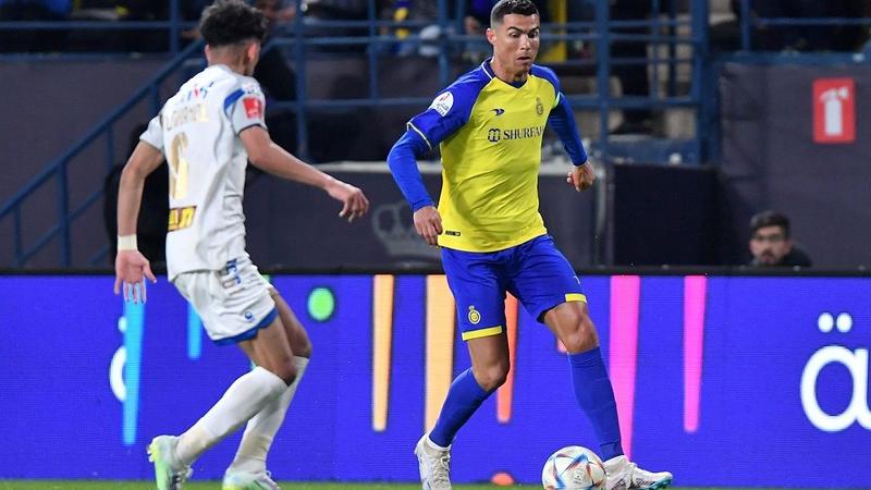 رونالدو يعيد النصر إلى الصدارة