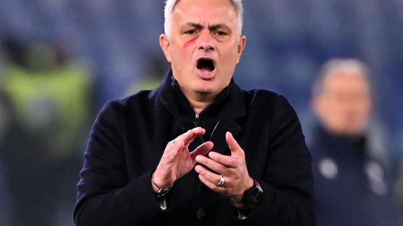 Roma boss Mourinho cops two match ban after seeing red