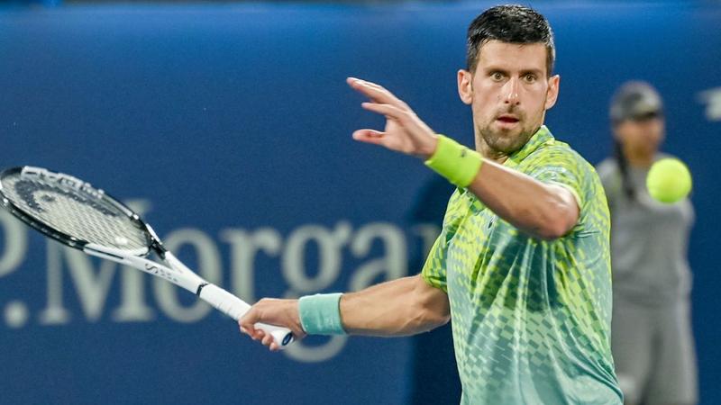 Flawless Djokovic downs Hurkacz to reach Dubai semi-finals