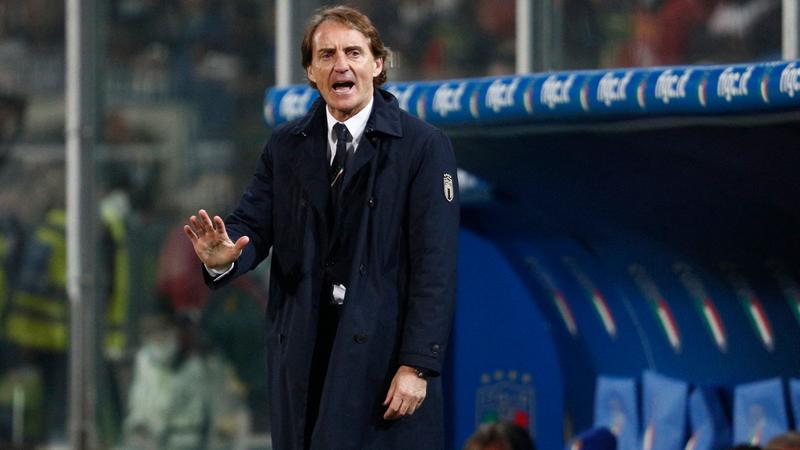 Mancini tells Italy we 'must raise our heads'