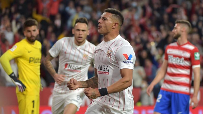 Lasp-gasp Sevilla beat Granada to go second in Spain