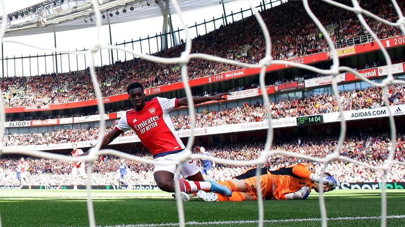 أرسنال يحصّن مركزه الرابع بفوز صعب على ليدز يونايتد