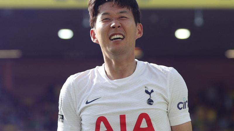 Norwich 0 Tottenham 5 - Highlights