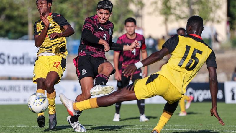 Mexico made its debut with victory against Ghana in the Tournoi Maurice Revello