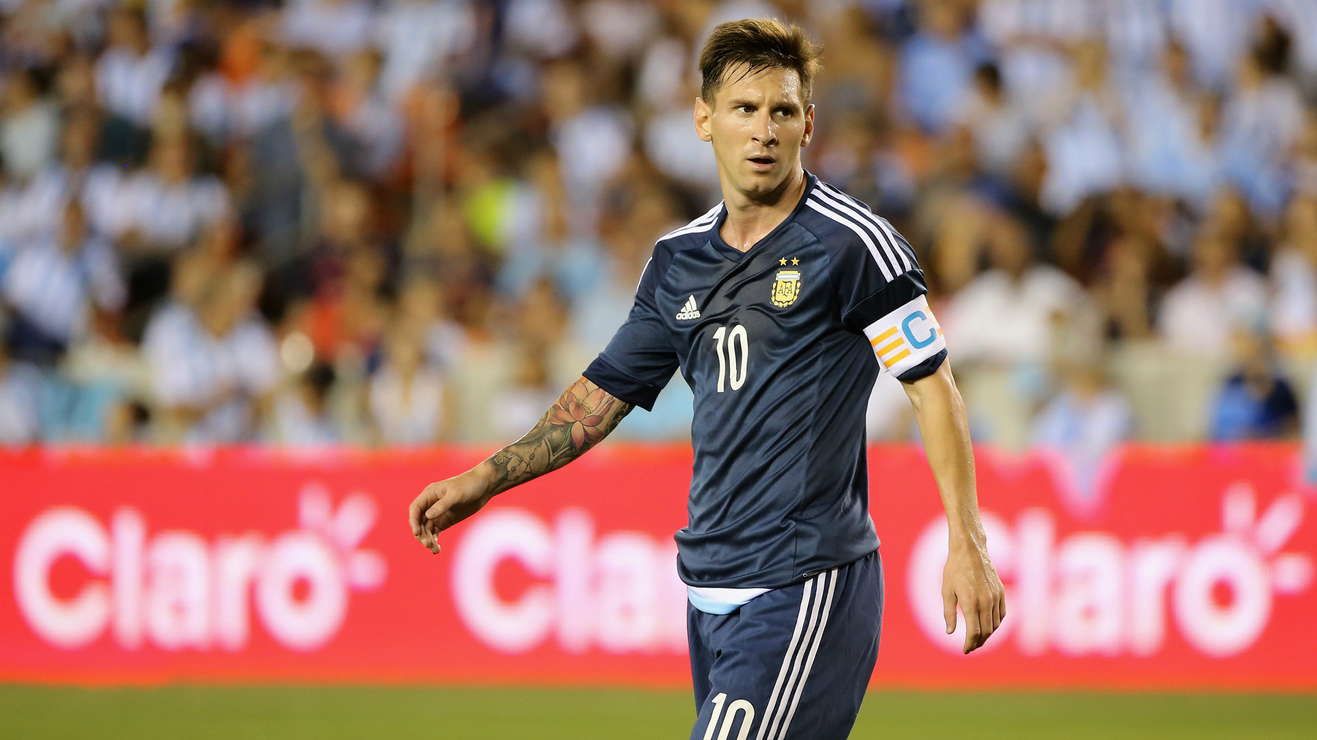 Messi returns but no Tevez in Argentina squad